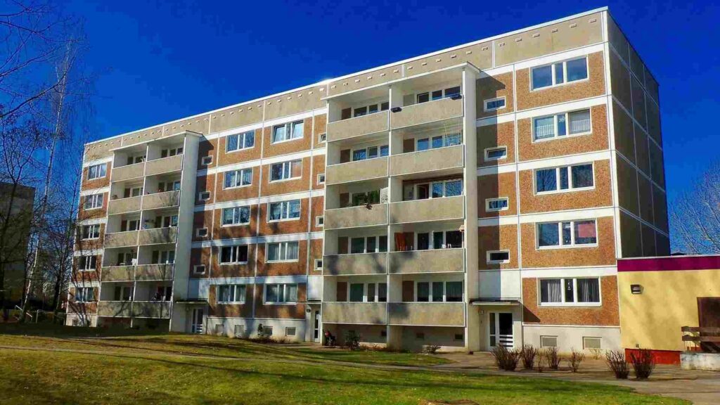 High-rise Building